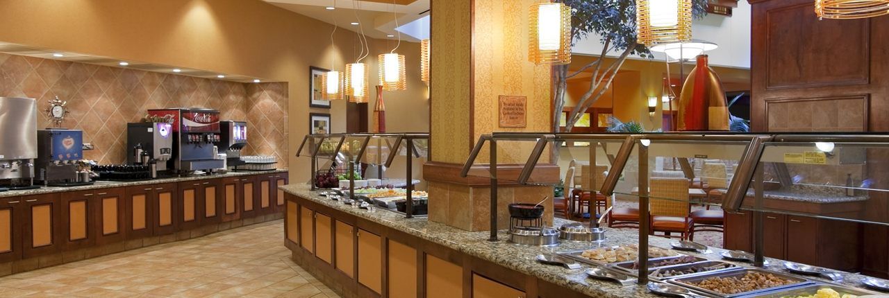 Embassy Suites East Peoria Hotel And Riverfront Conference Center Экстерьер фото